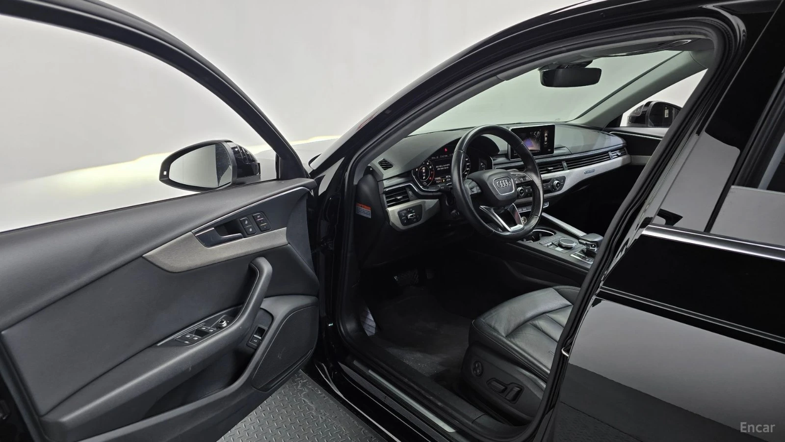 Audi A4 45 TFSI QUATTRO PREMIUM, снимка 8 - Автомобили и джипове - 55435807