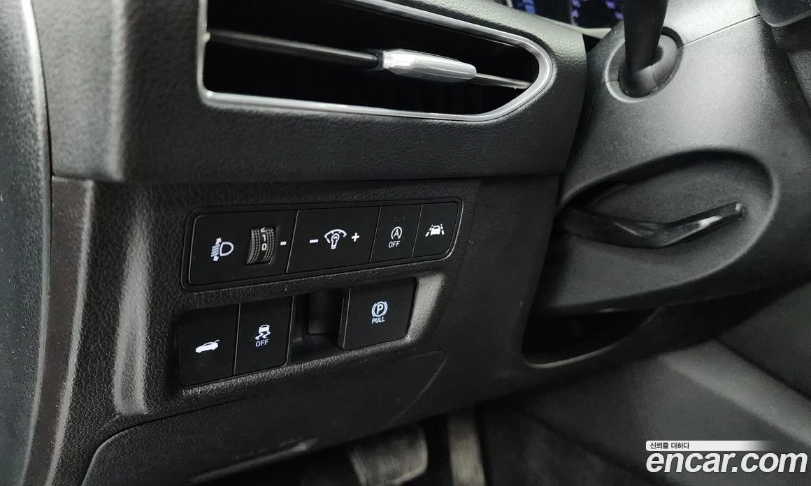 Hyundai Sonata 2.0 Premium, снимка 16 - Автомобили и джипове - 55676649