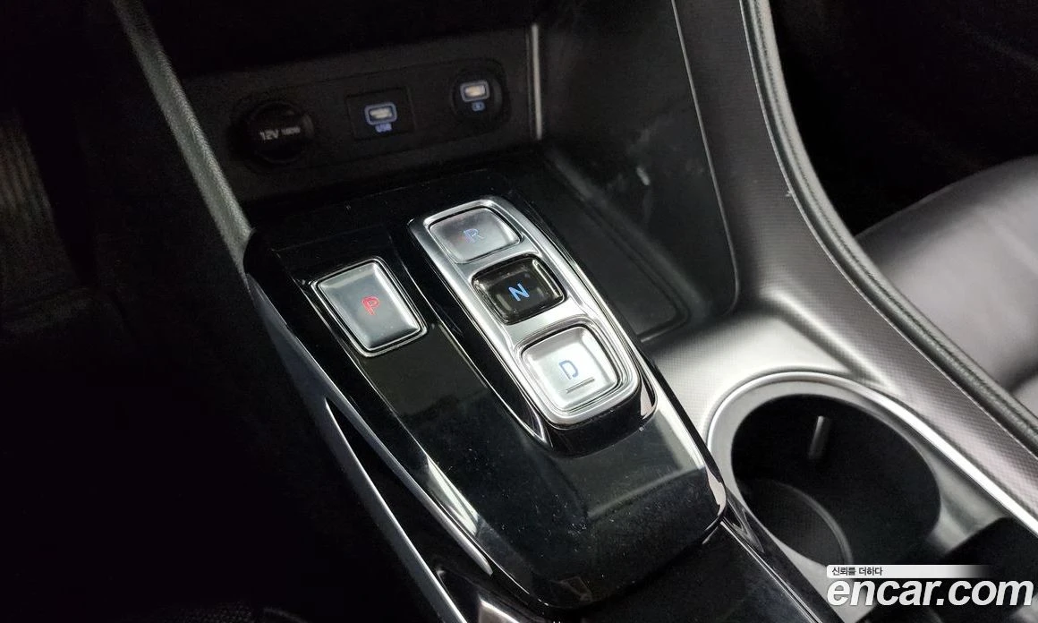 Hyundai Sonata 2.0 Premium, снимка 9 - Автомобили и джипове - 55676649