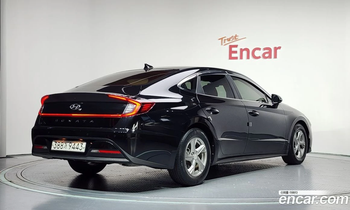 Hyundai Sonata 2.0 Premium, снимка 2 - Автомобили и джипове - 55676649