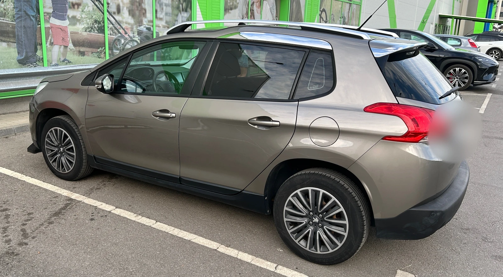 Peugeot 2008, снимка 4 - Автомобили и джипове - 55847707