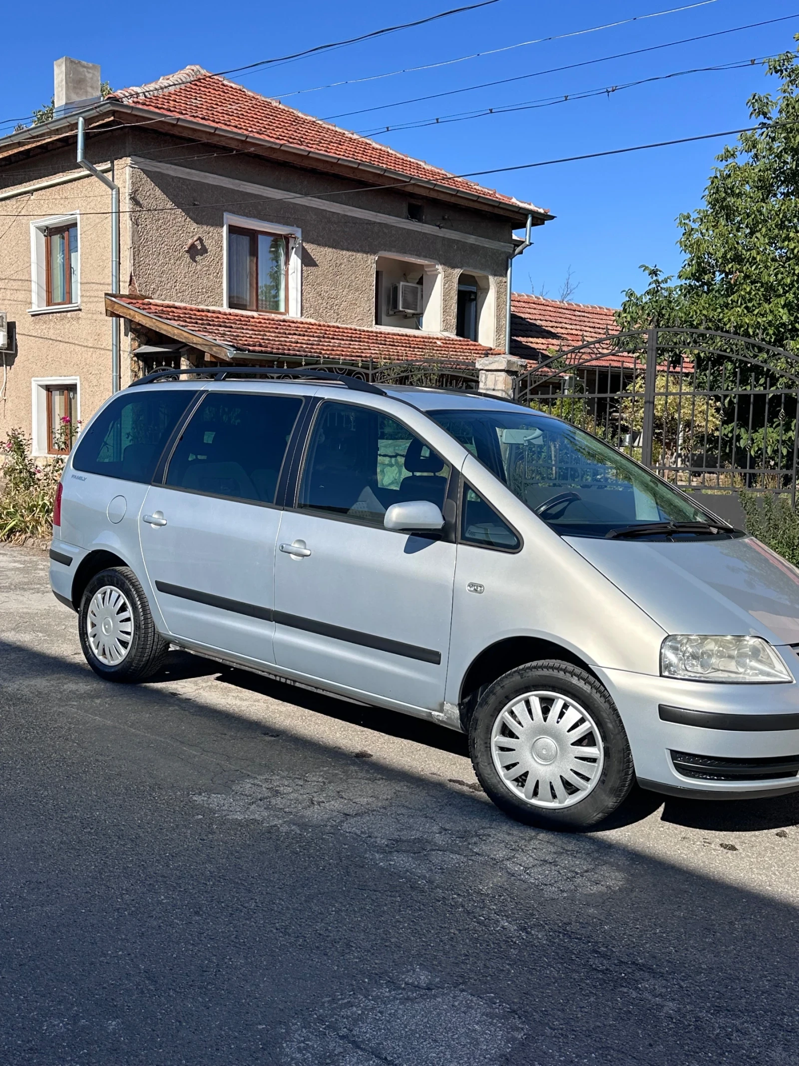 VW Sharan