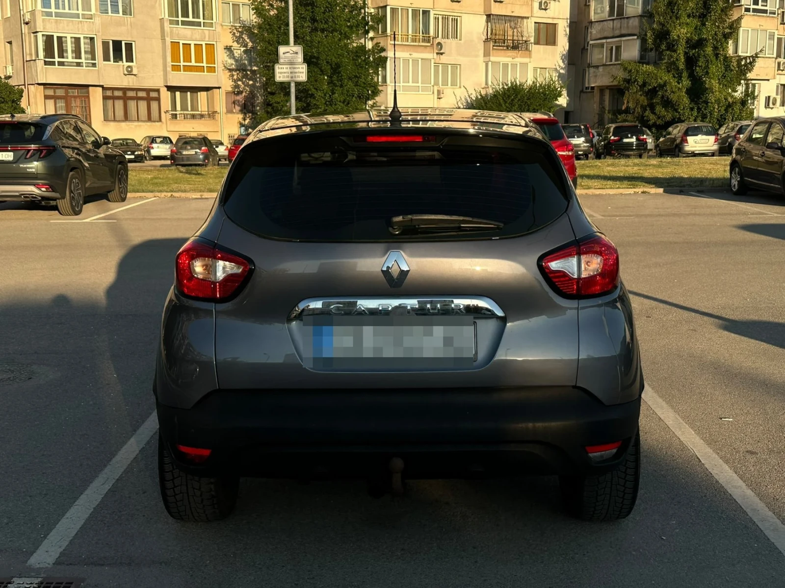 Renault Captur 1.5 dCi EDC / Навигация / Камера, снимка 3 - Автомобили и джипове - 55993057