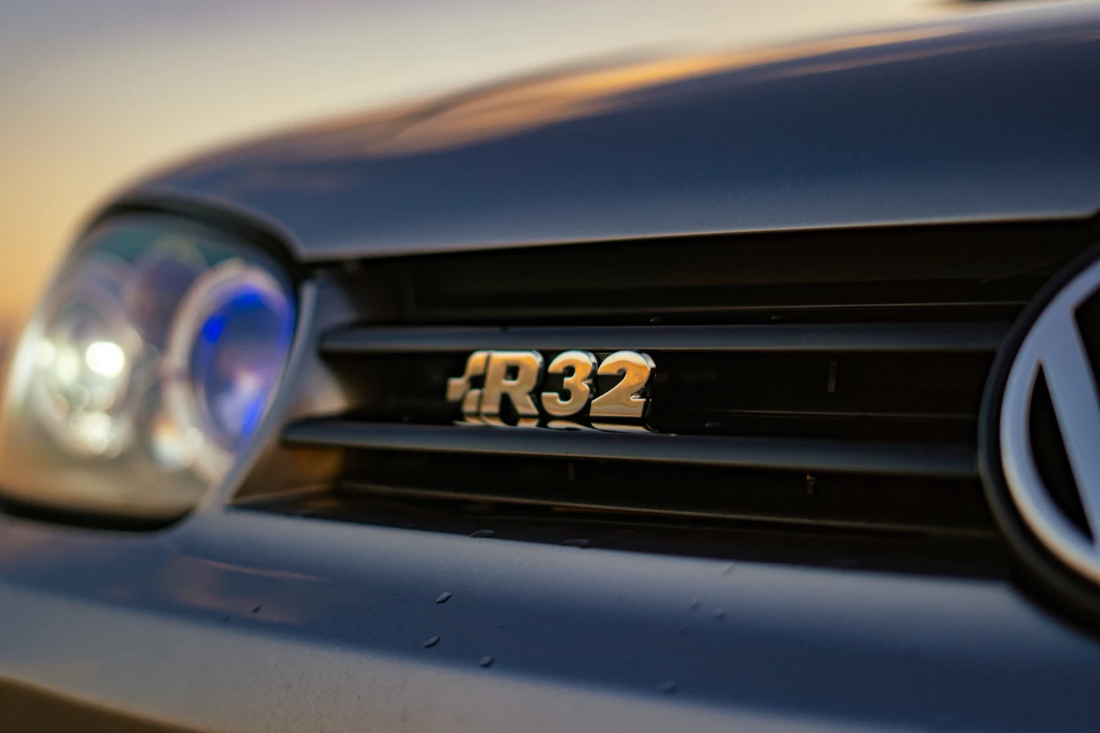 VW Golf R32 1.9 TDI , снимка 3 - Автомобили и джипове - 56203145