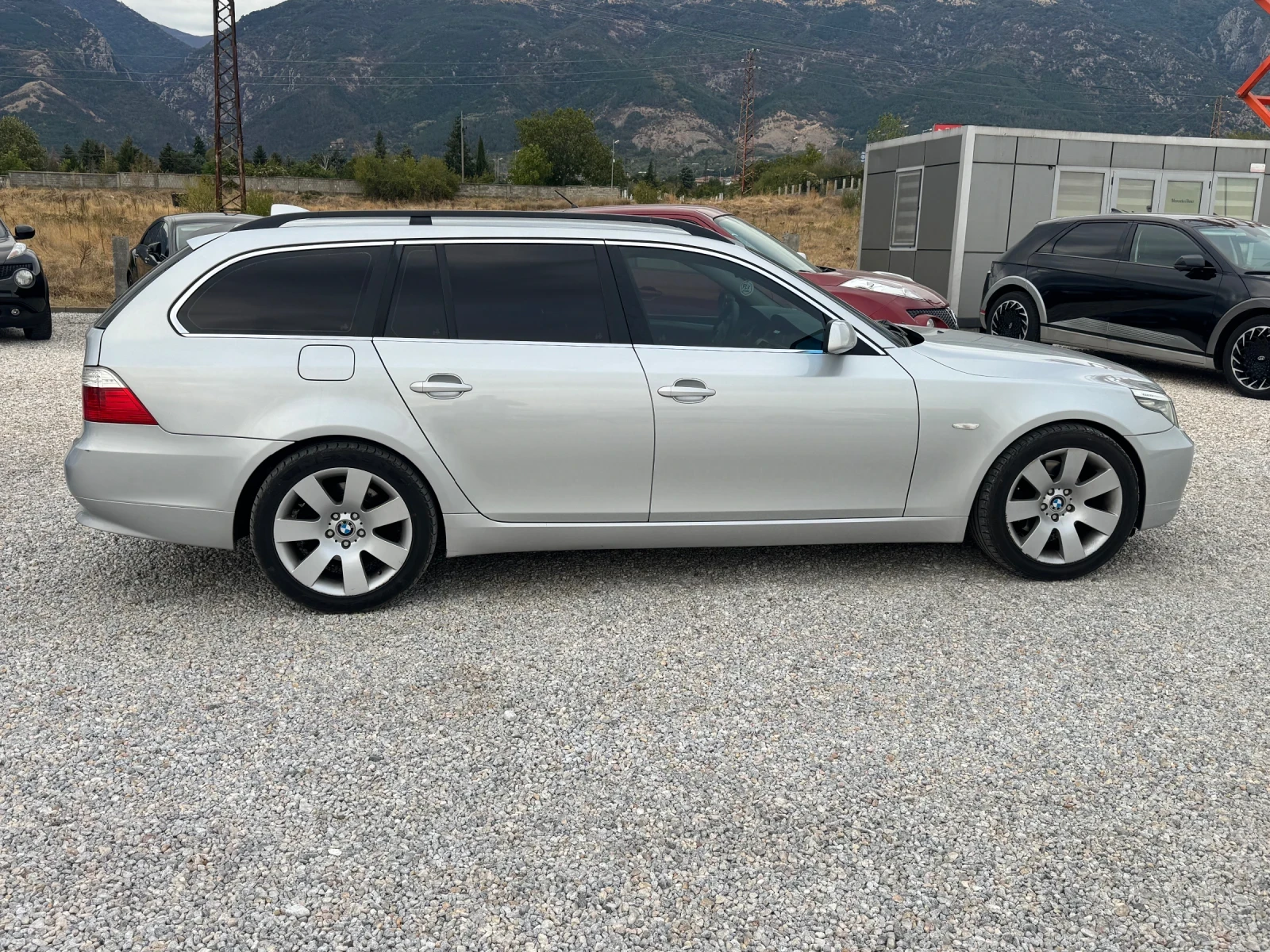 BMW 530, снимка 3 - Автомобили и джипове - 56227024