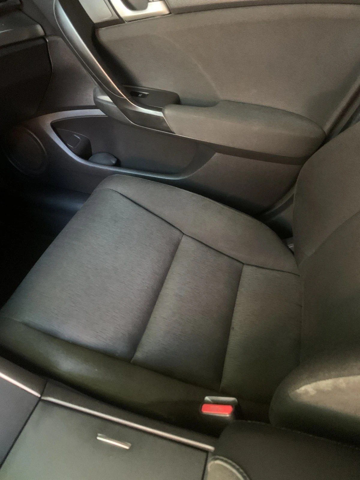 Honda Accord 2.2 i-DTEC, снимка 9 - Автомобили и джипове - 56508437