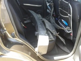 Nissan Qashqai 1.2i, снимка 16