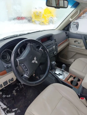 Mitsubishi Pajero Вагон, снимка 3