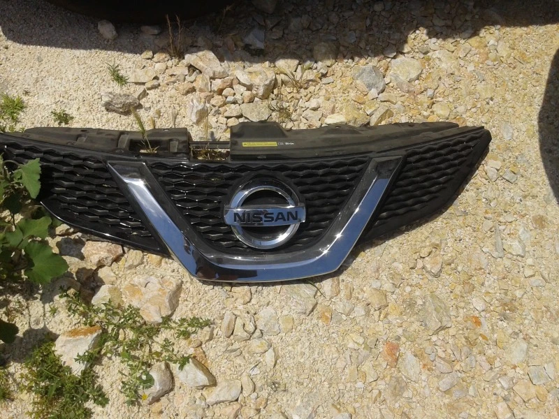 Nissan Qashqai 1.2i, снимка 13 - Автомобили и джипове - 41444586