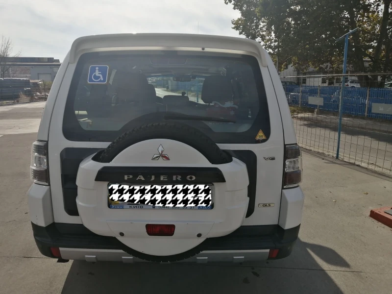 Mitsubishi Pajero Вагон, снимка 10 - Автомобили и джипове - 49217755