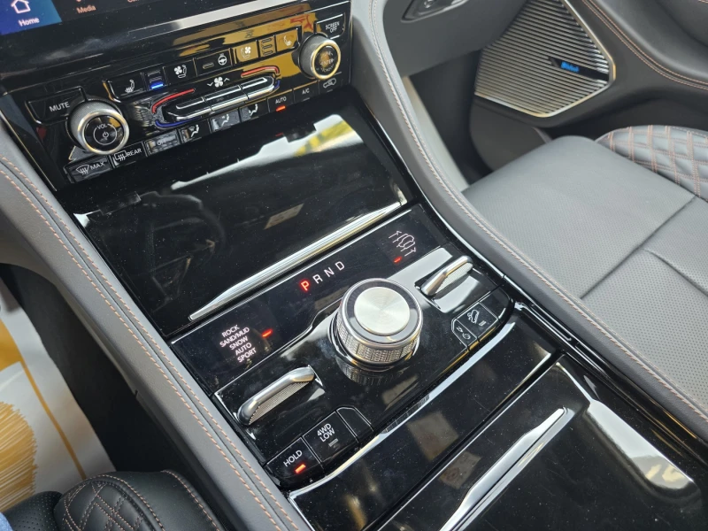 Jeep Grand cherokee 2.0 PHEV 380к.с. AT8 4xe SUMMIT RESERVE, снимка 14 - Автомобили и джипове - 50644366