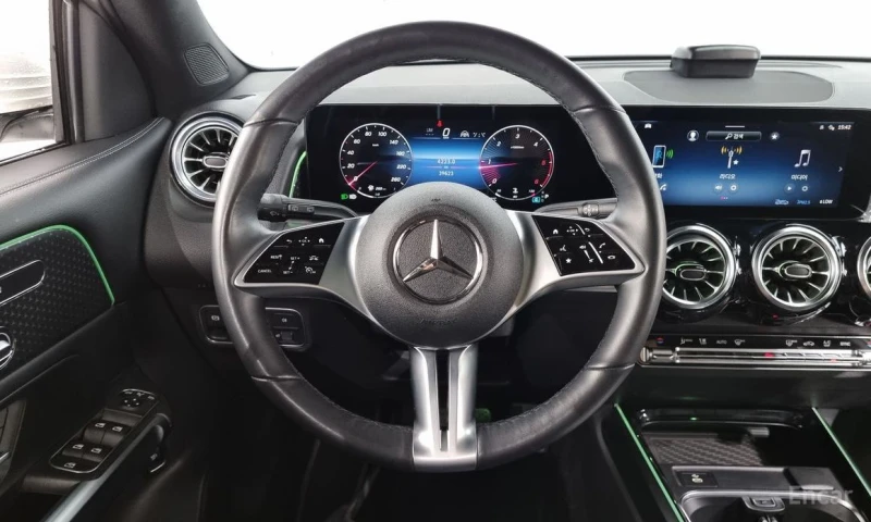 Mercedes-Benz GLB, снимка 13 - Автомобили и джипове - 53074449