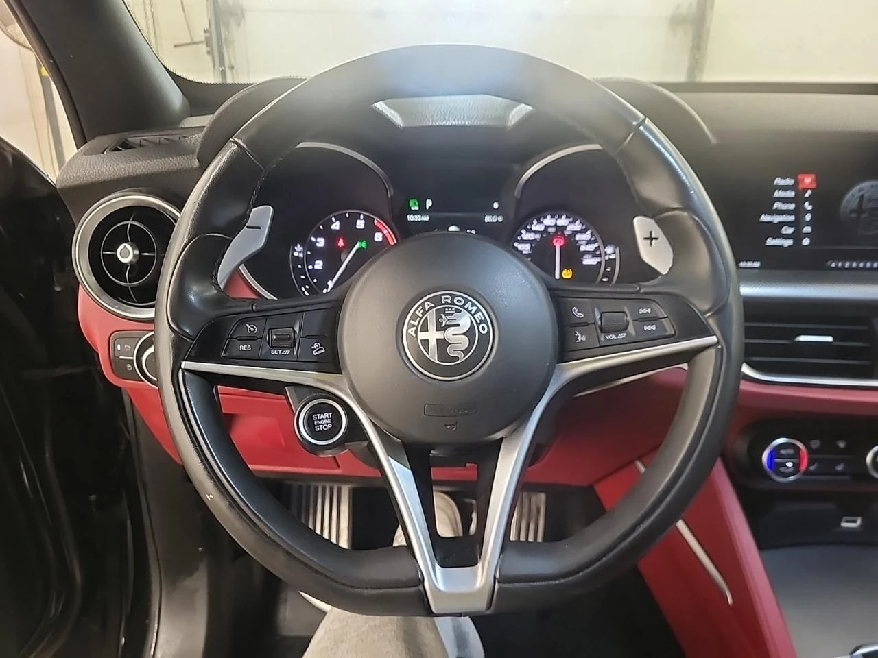Alfa Romeo Stelvio TI SPORT БЕЗ ПЪРВОНАЧАЛНА ВНОСКА'КАРФАКС' - изображение 6