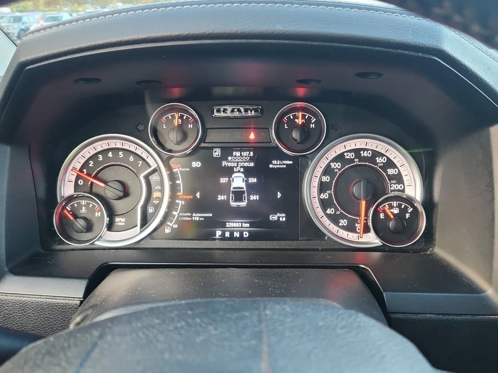 Dodge RAM 1500 * SPORT CREW CAB STD BED * CARFAX * БЕЗ ПЪРВОНАЧАЛ - изображение 7