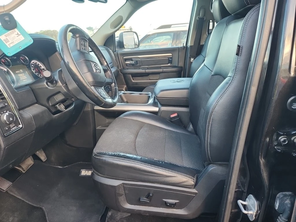 Dodge RAM 1500 * SPORT CREW CAB STD BED * CARFAX * БЕЗ ПЪРВОНАЧАЛ - изображение 5