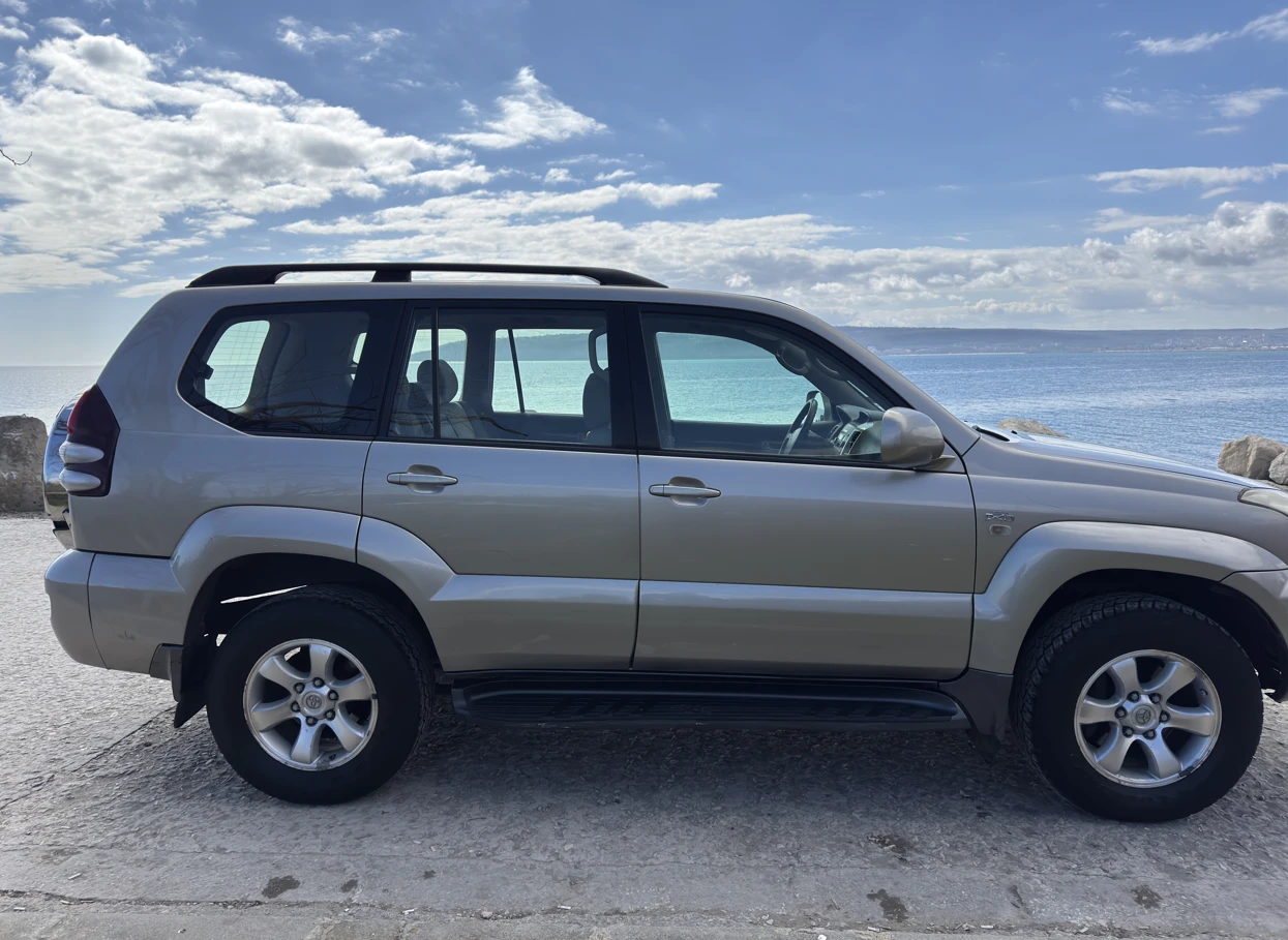 Toyota Land cruiser 120, снимка 2 - Автомобили и джипове - 53746024