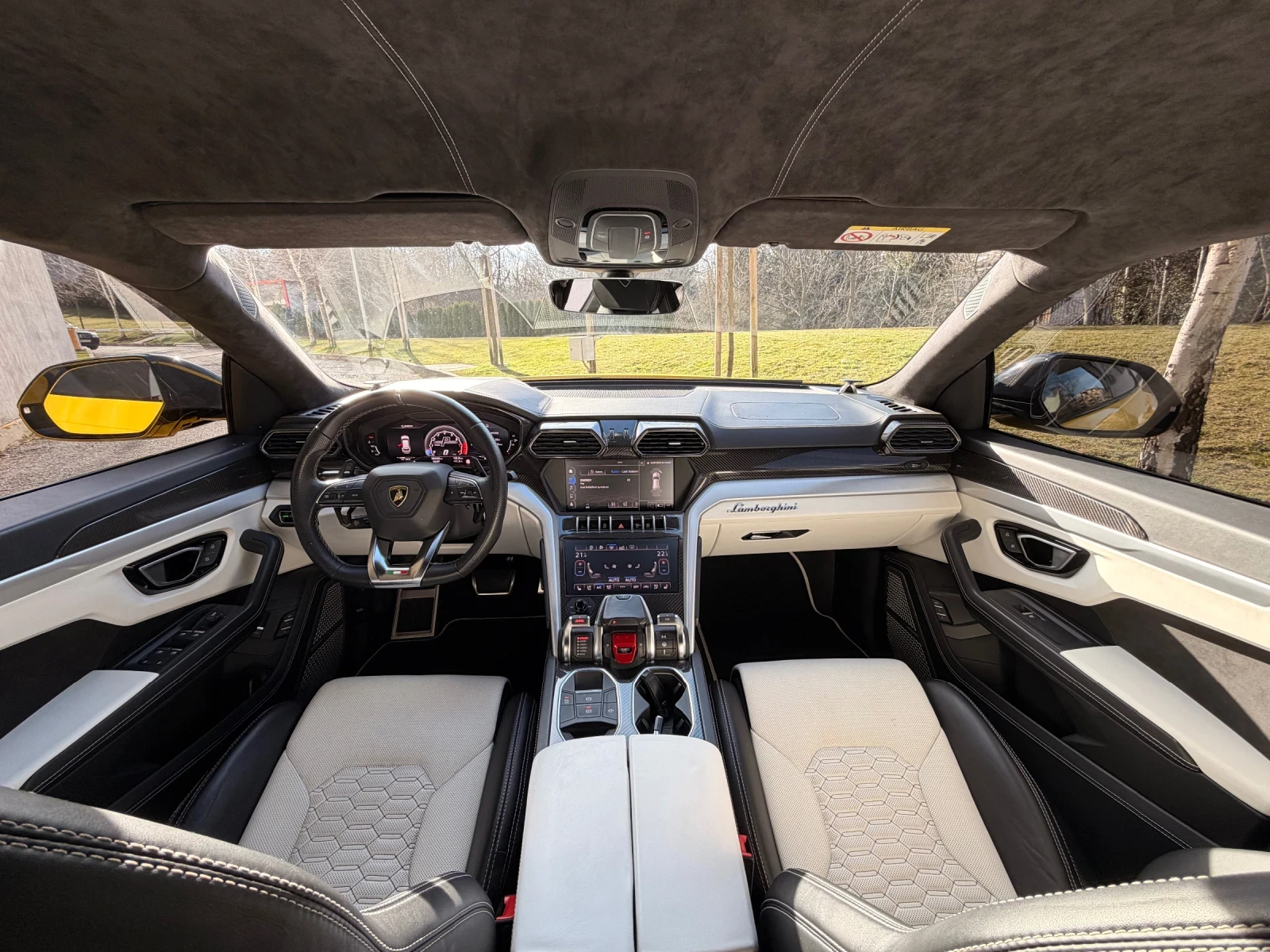 Lamborghini Urus, снимка 12 - Автомобили и джипове - 53802673