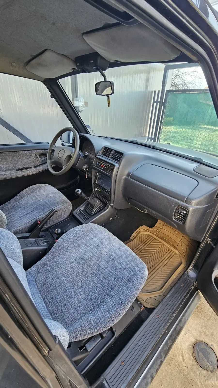 Suzuki Vitara 2.0 V6, снимка 6 - Автомобили и джипове - 53849355