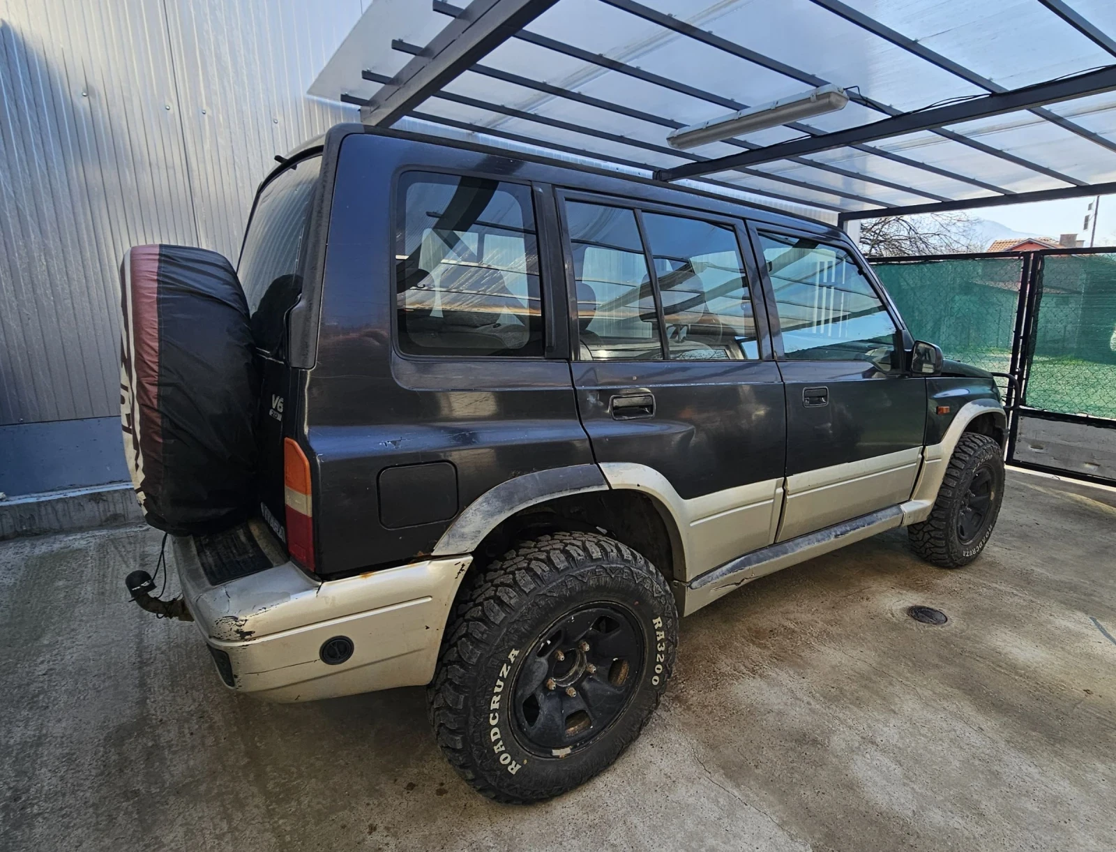 Suzuki Vitara 2.0 V6, снимка 4 - Автомобили и джипове - 53849355