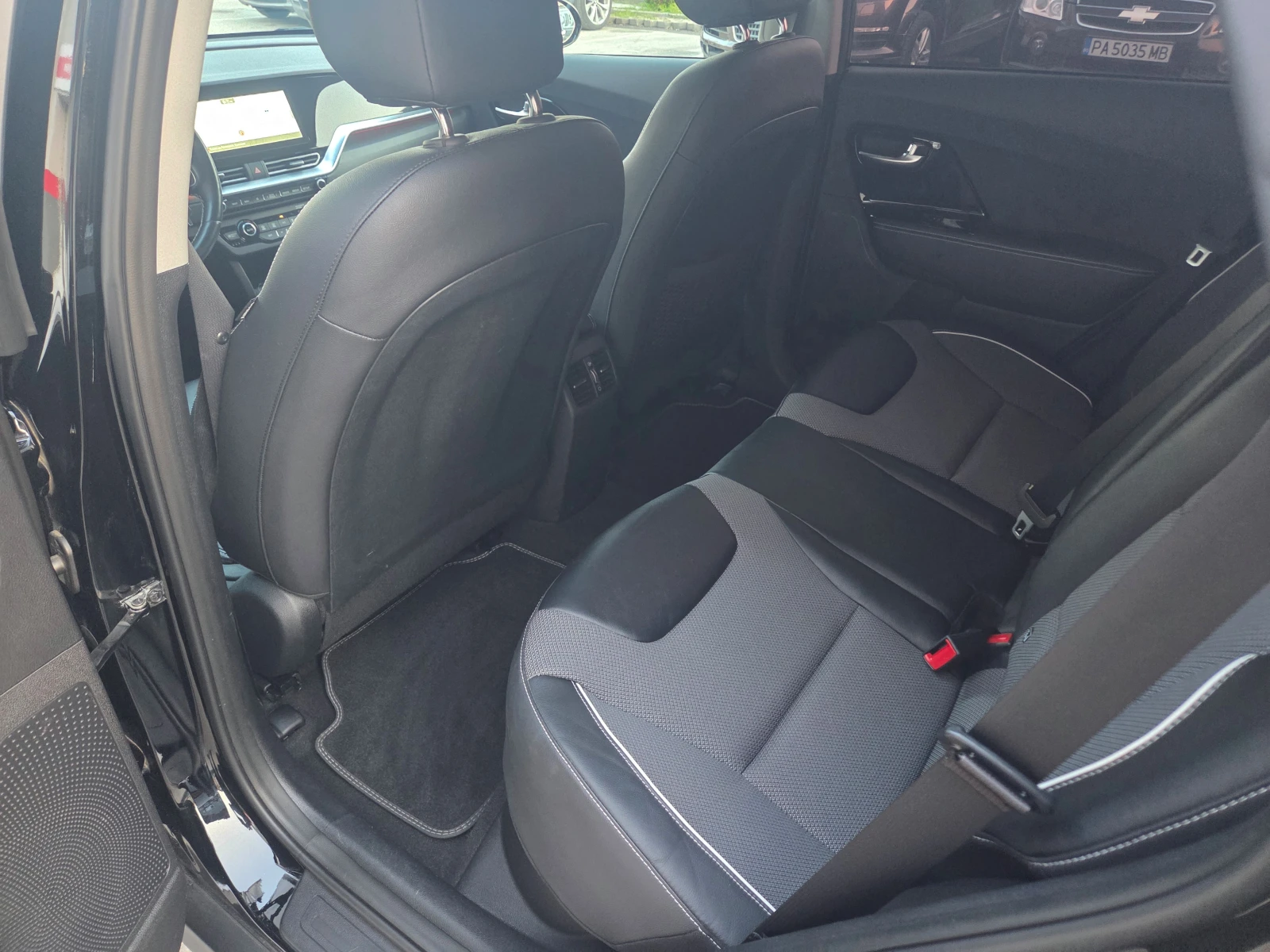 Kia Niro е-Niro/64kWh/Edition 7/KIA CONNECT, снимка 16 - Автомобили и джипове - 53866306