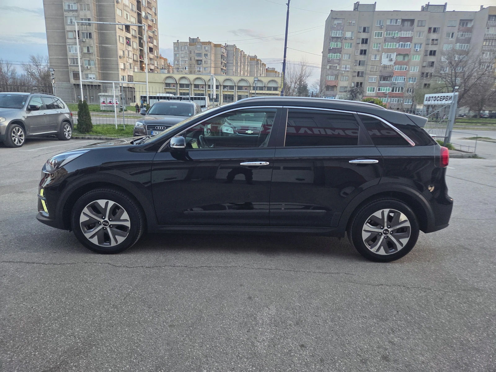 Kia Niro е-Niro/64kWh/Edition 7/KIA CONNECT, снимка 2 - Автомобили и джипове - 53866306