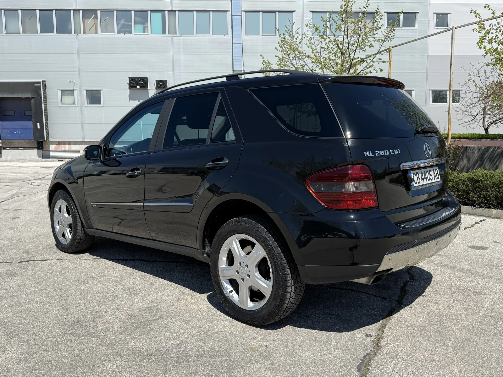 Mercedes-Benz ML 280 4Matic, снимка 3 - Автомобили и джипове - 54356092
