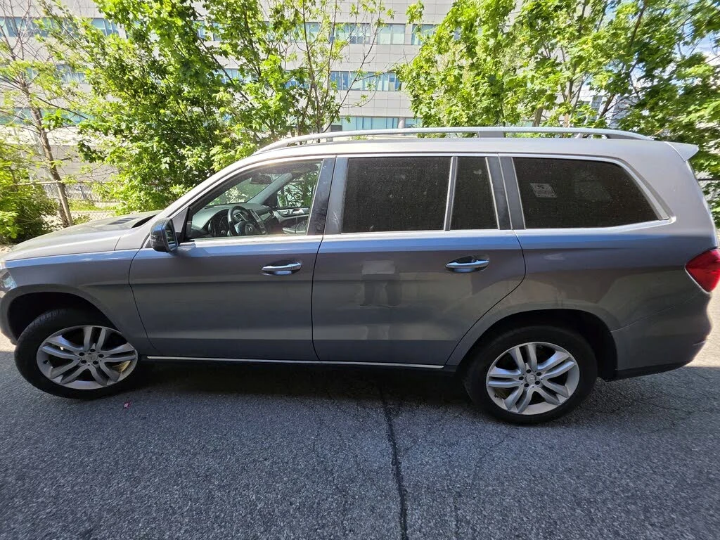 Mercedes-Benz GL 350 BLUETEC* 4MATIC* ПОДГРЕВ* КАМЕРА* ПАНОРАМА* КЕЙЛЕС, снимка 3 - Автомобили и джипове - 54779845