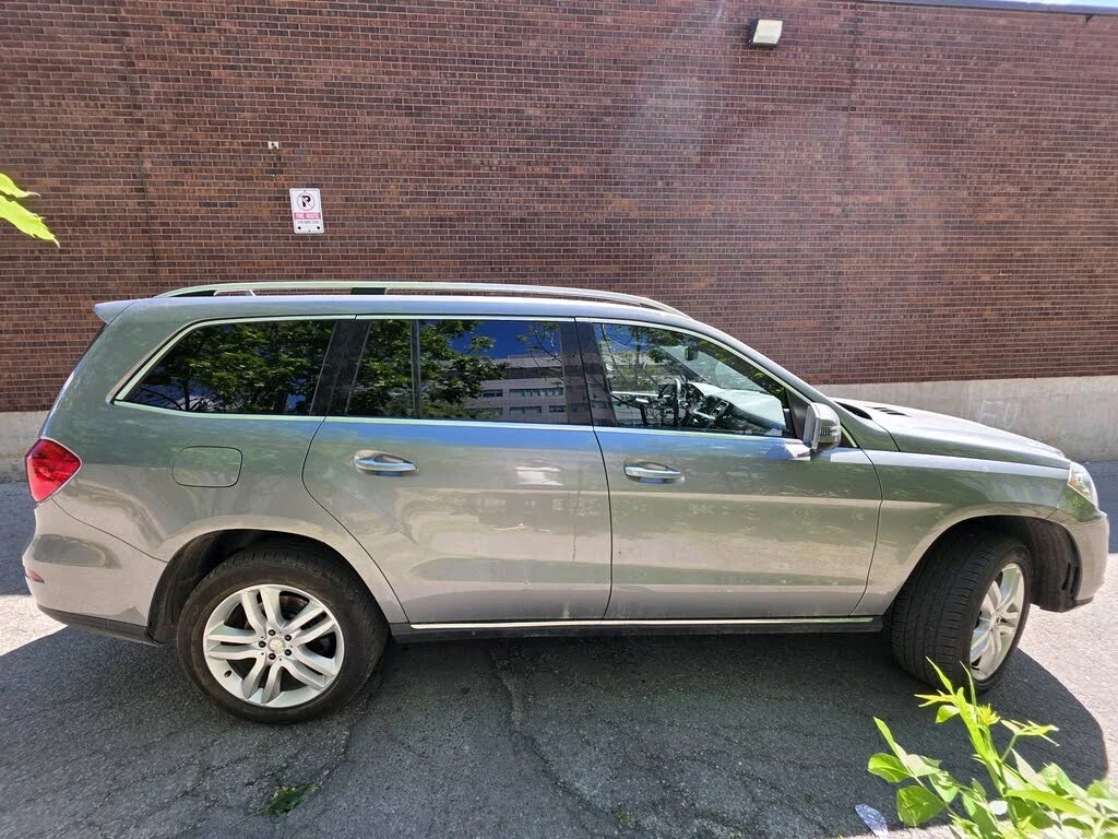 Mercedes-Benz GL 350 BLUETEC* 4MATIC* ПОДГРЕВ* КАМЕРА* ПАНОРАМА* КЕЙЛЕС, снимка 4 - Автомобили и джипове - 54779845