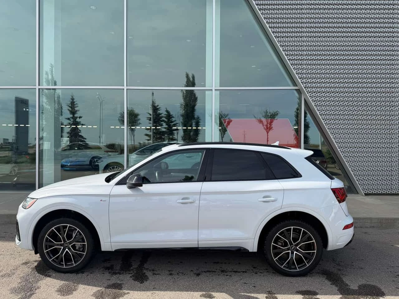 Audi Q5  Progressiv * CARFAX * БЕЗ ПЪРВОНАЧАЛНА ВНОСКА, снимка 2 - Автомобили и джипове - 55085270