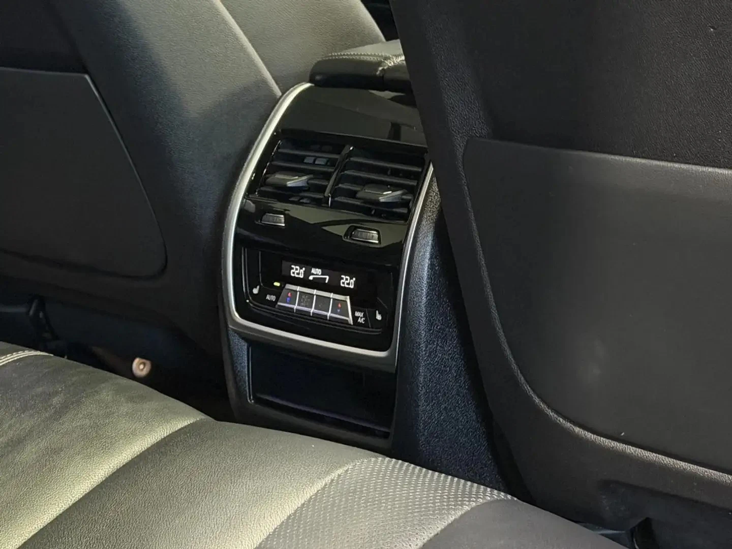 BMW X5 xDrive40i M Sport ���� �� �������� ���������� | Mobile.bg � ����������� 13