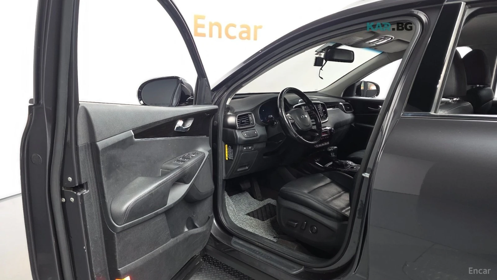 Kia Sorento 2.2d* Noblesse* КОЖА* ПОДГРЕВ* ОБДУХВАНЕ* КАМЕРА* , снимка 9 - Автомобили и джипове - 55978716