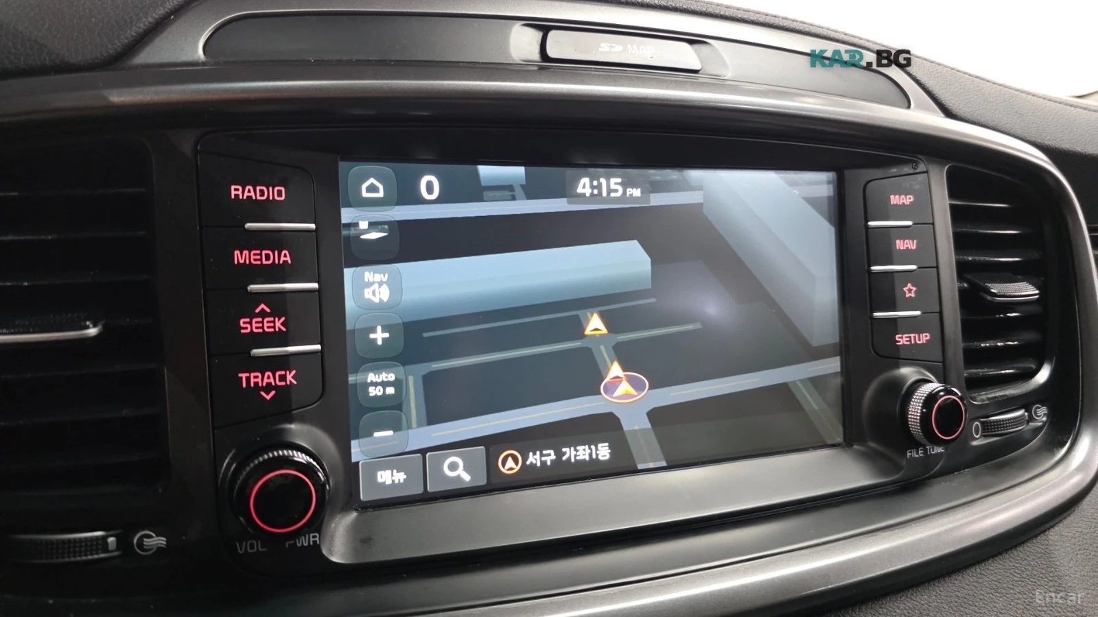 Kia Sorento 2.2d* Noblesse* КОЖА* ПОДГРЕВ* ОБДУХВАНЕ* КАМЕРА* , снимка 13 - Автомобили и джипове - 55978716