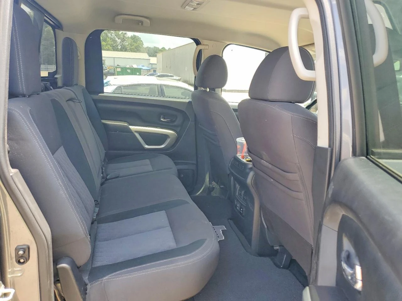 Nissan Titan crew cab 5.6l Titan Sv | Mobile.bg � ����������� 10