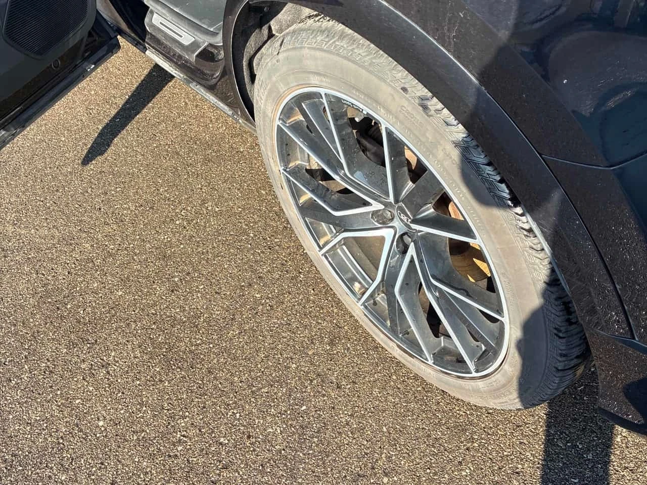 Audi Q8 Technik  CARFAX, снимка 13 - Автомобили и джипове - 56541621