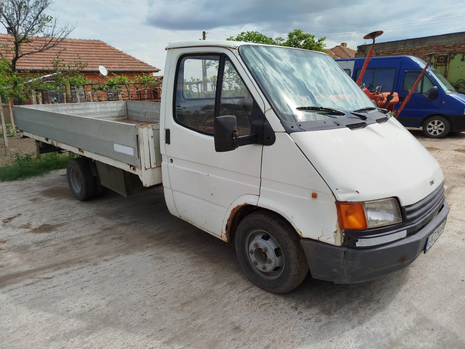 Ford Transit 2.5  - изображение 2