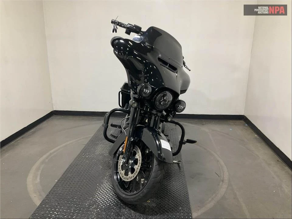 Harley-Davidson Street GLIDE SPECIAL FLHXS, снимка 3 - Мотоциклети и мототехника - 54477066