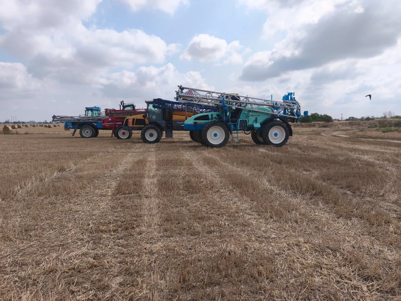 Самоходна пръскачка Berthoud Boxer II, снимка 3 - Селскостопанска техника - 52475739