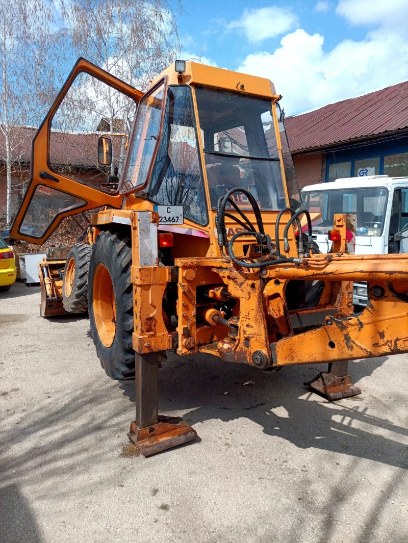 Багер Case 580G, снимка 2 - Индустриална техника - 52386381