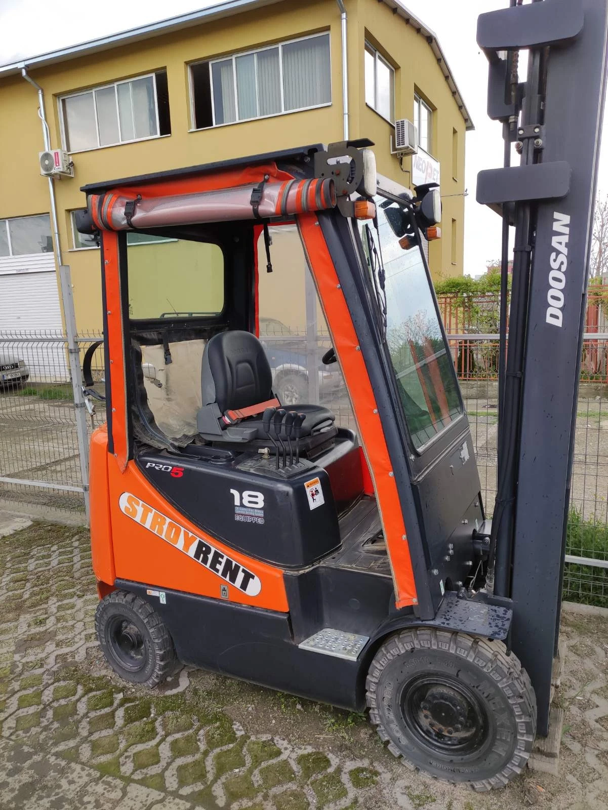  DOOSAN  | Mobile.bg   3