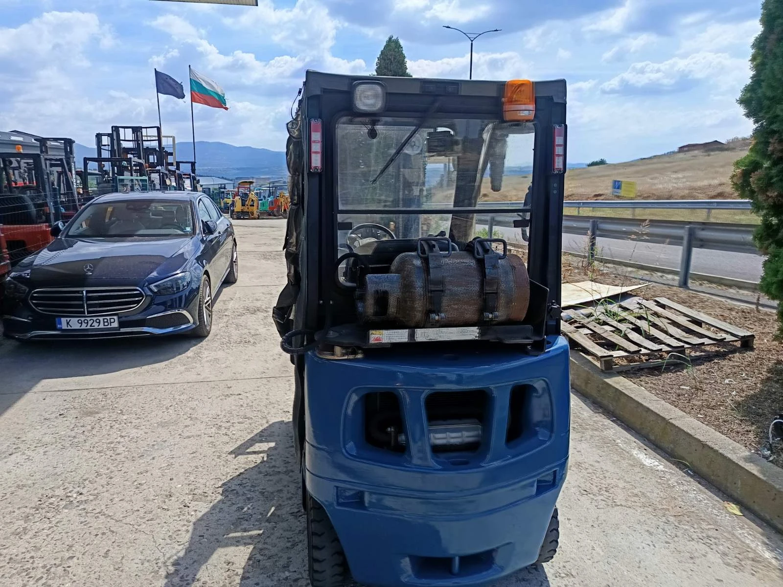  Yale  Yale  , , 4.7  | Mobile.bg   5