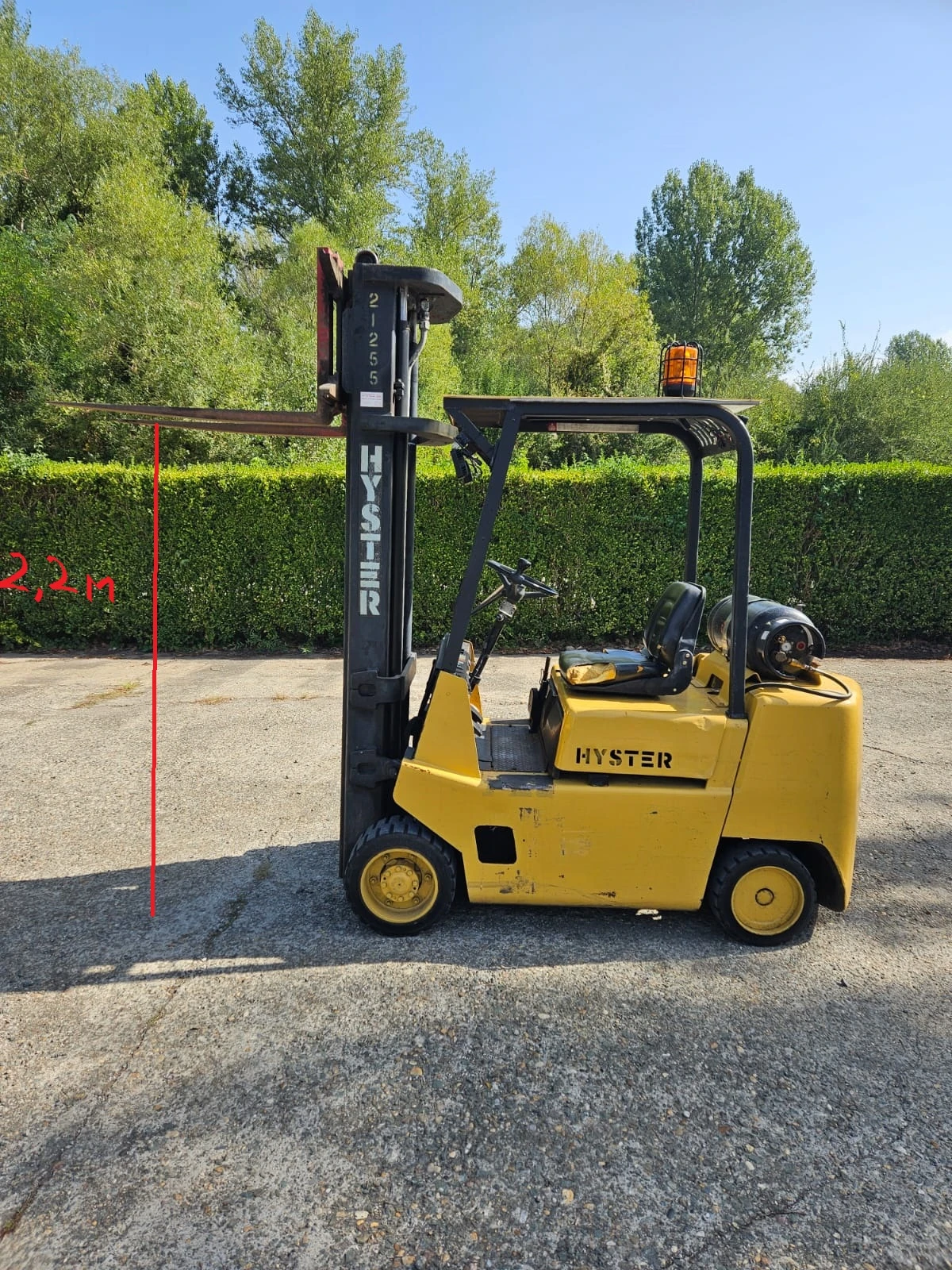 Мотокар Hyster 3т газ , вдига на 5.7м+ своб.ход , снимка 2 - Индустриална техника - 54239683
