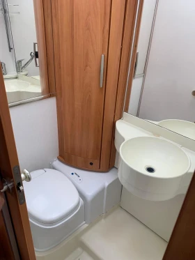 Кемпер HYMER / ERIBA B504SL, снимка 13