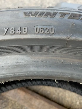 Гуми Зимни 225/40R19, снимка 4