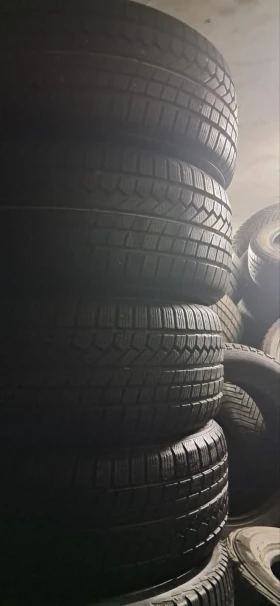 Гуми Всесезонни 235/50R18, снимка 7