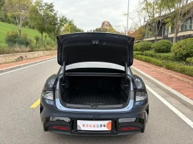 Xiaomi SU7, снимка 8