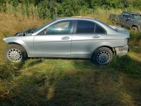 Mercedes-Benz C 220, снимка 4