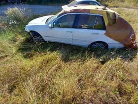 Mercedes-Benz C 220, снимка 5