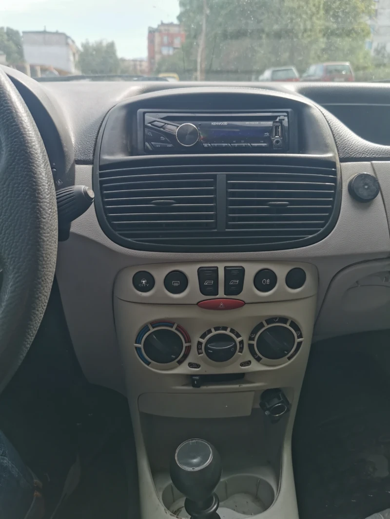 Fiat Punto 1.2 бензин, снимка 7 - Автомобили и джипове - 47315583