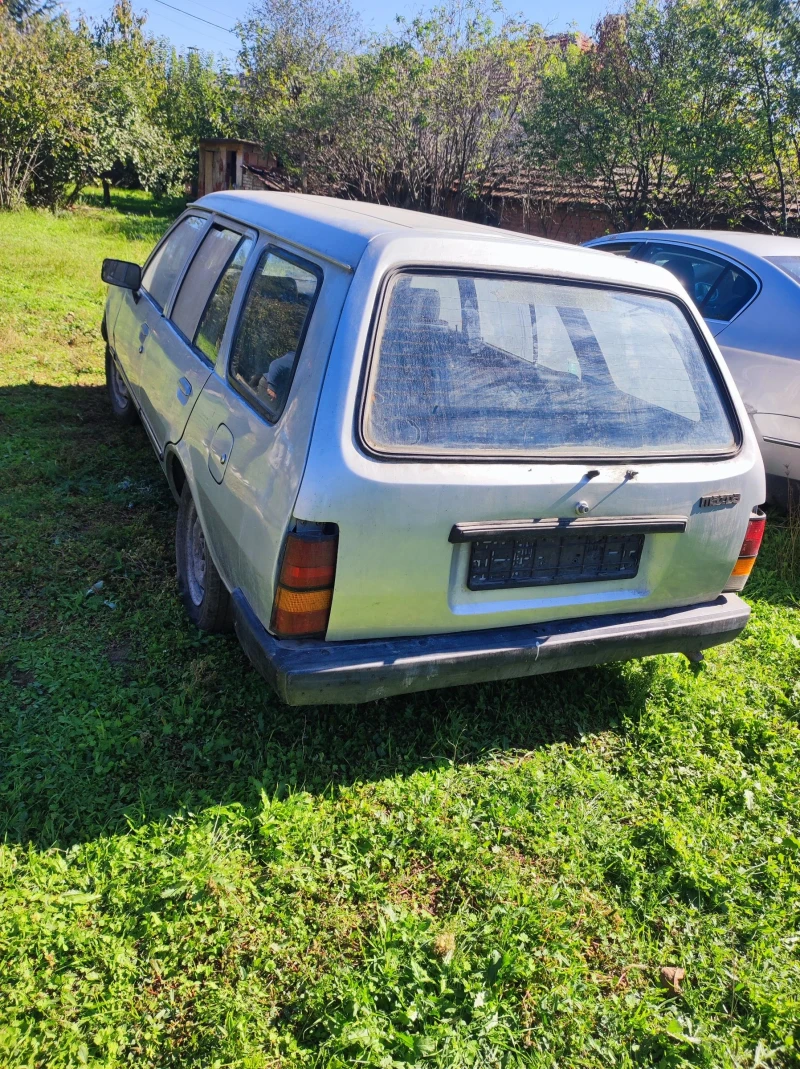 Mazda 323, снимка 4 - Автомобили и джипове - 47649070