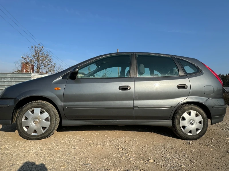 Nissan Almera tino 2.2, снимка 13 - Автомобили и джипове - 47903093